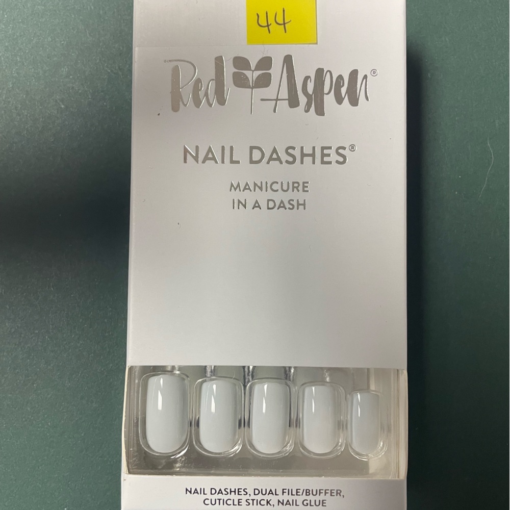Red Aspen Nail Dash